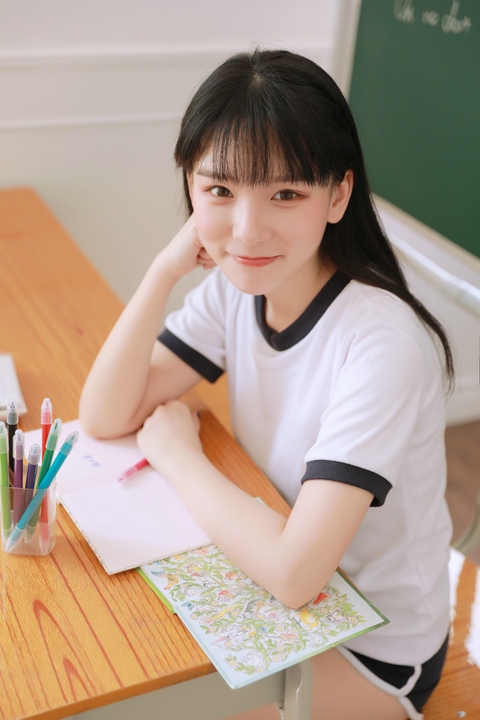 赵小臭 NO.001 教室篇.jpg 赵小臭 NO.001 教室篇.jpg